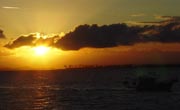 P&ocirc;r do sol no forte de Morro de S&atilde;o Paulo
