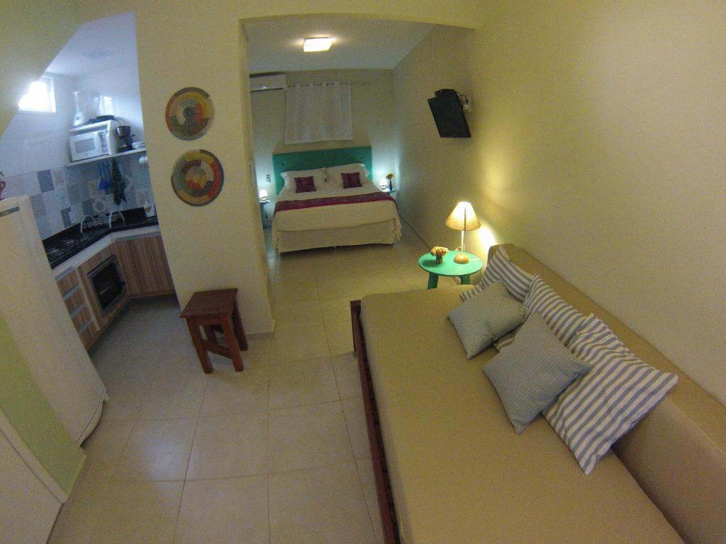 quarto sala cozinha flat casinhas do morro de sao paulo